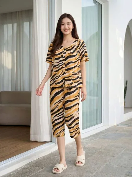 Hình 41 trong bộ đồ tự sướng