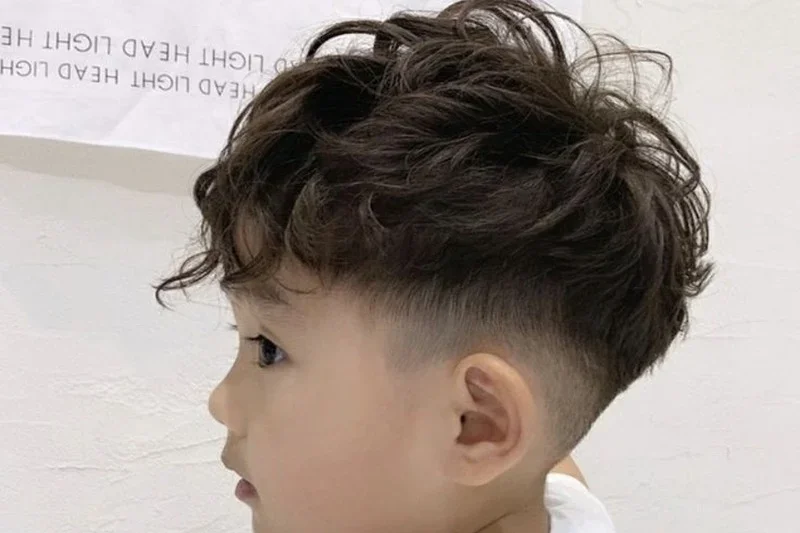 Kiểu tóc gợn sóng nhẹ Hàn Quốc