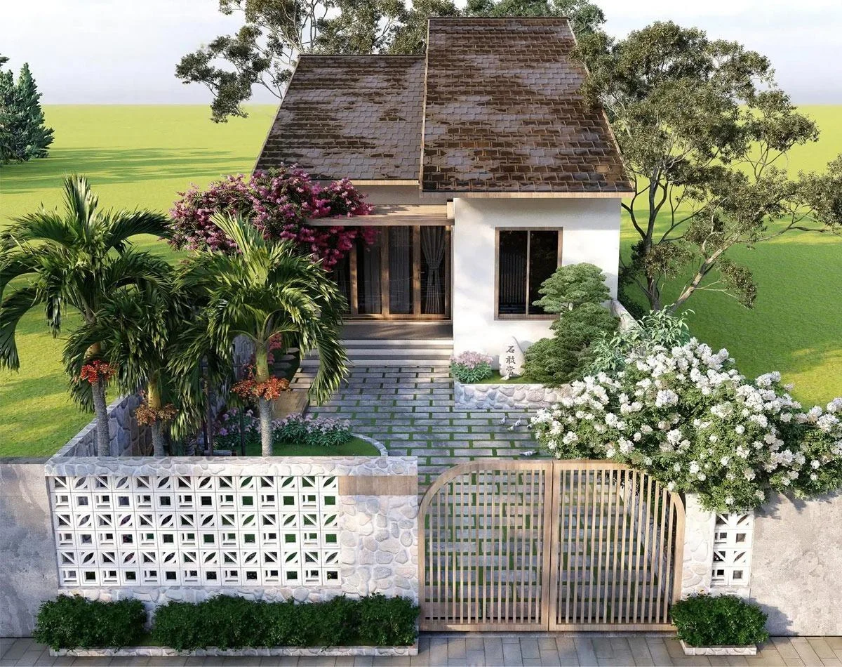 Nhà vườn nông thôn truyền thống với mái ngói và hàng rào gỗ