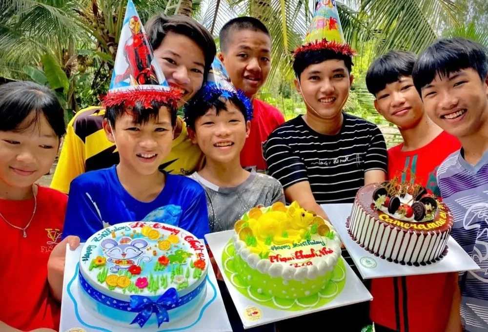Anh Ba Phải TV: Góc nhìn gần hơn về cuộc đời và sự nghiệp (2)