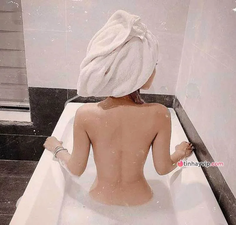 Top ảnh gái xinh Việt Nam nude 4