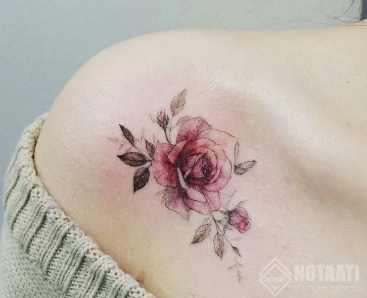 Hình xăm mini ở vai