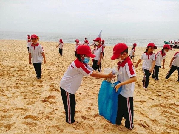 Hoạt động bảo vệ môi trường cực ý nghĩa của học sinh