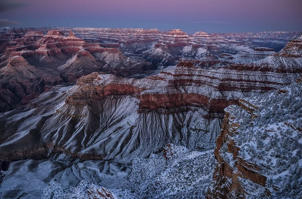hẻm núi Grand Canyon phủ đầy tuyết trắng vào mùa đông